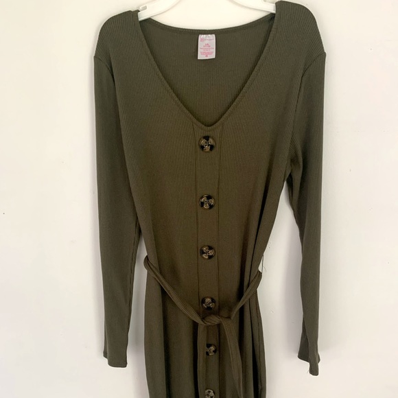 No Boundaries Green Bodycon Dress Size 11-13 - Picture 2 of 4